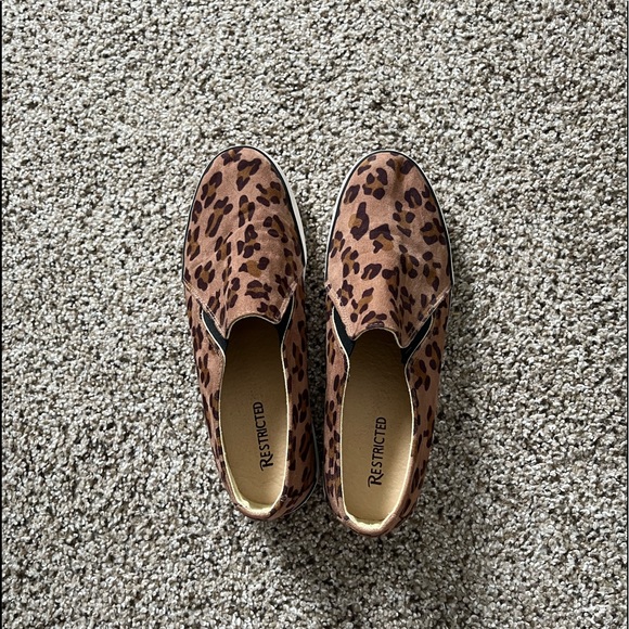 Restricted Shoes - Restricted Cheetah Print Shoes Size W10